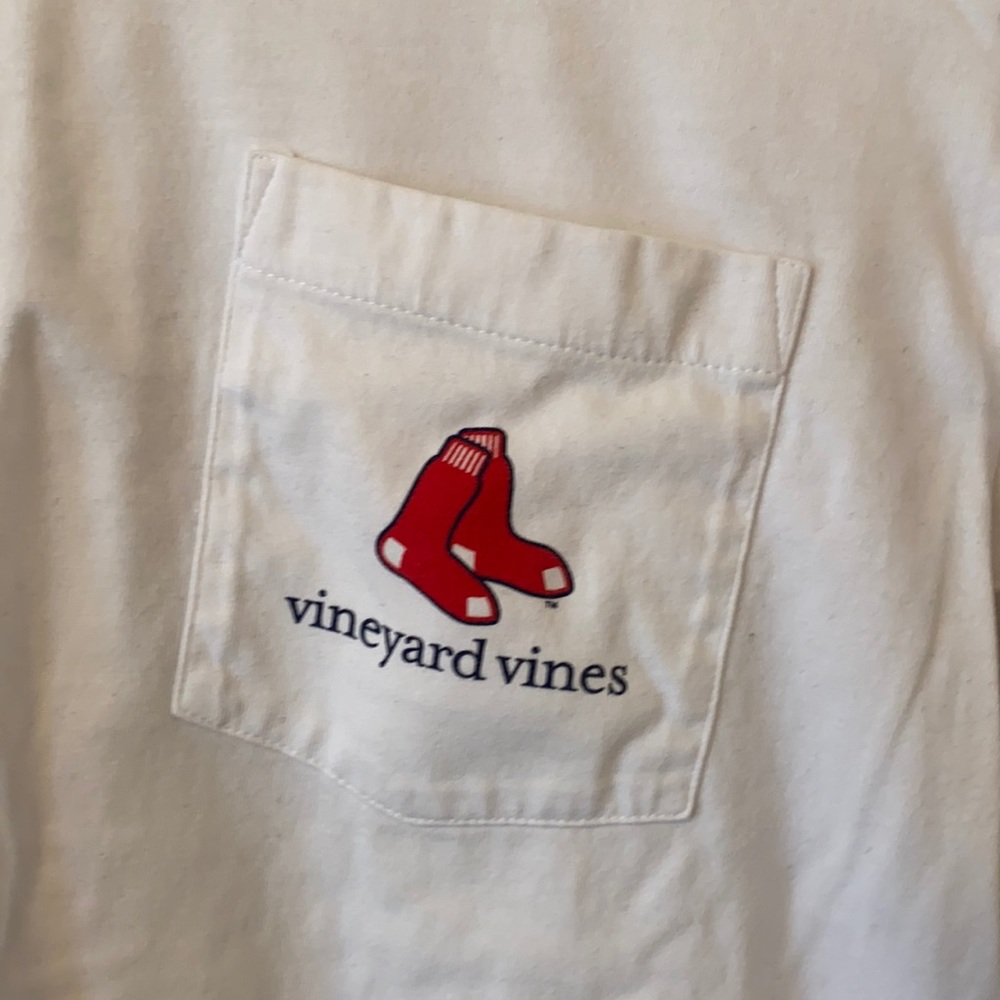 VINEYARD VINES REDSOX SHIRT